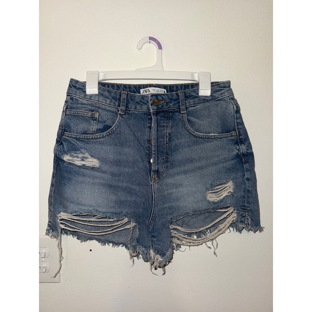Zara High Rise Distressed Denim Jean Shorts Size‎ 8